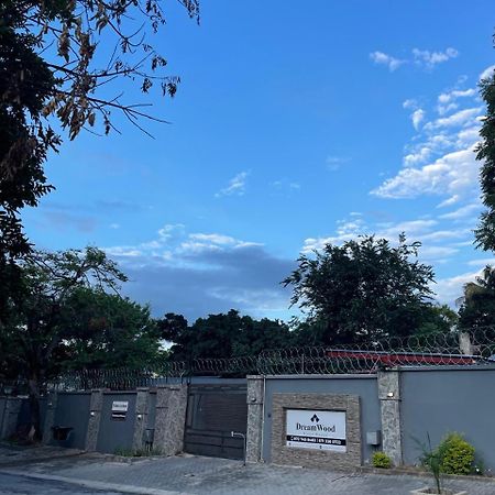 Dreamwood Guest House Mbombela Exterior foto